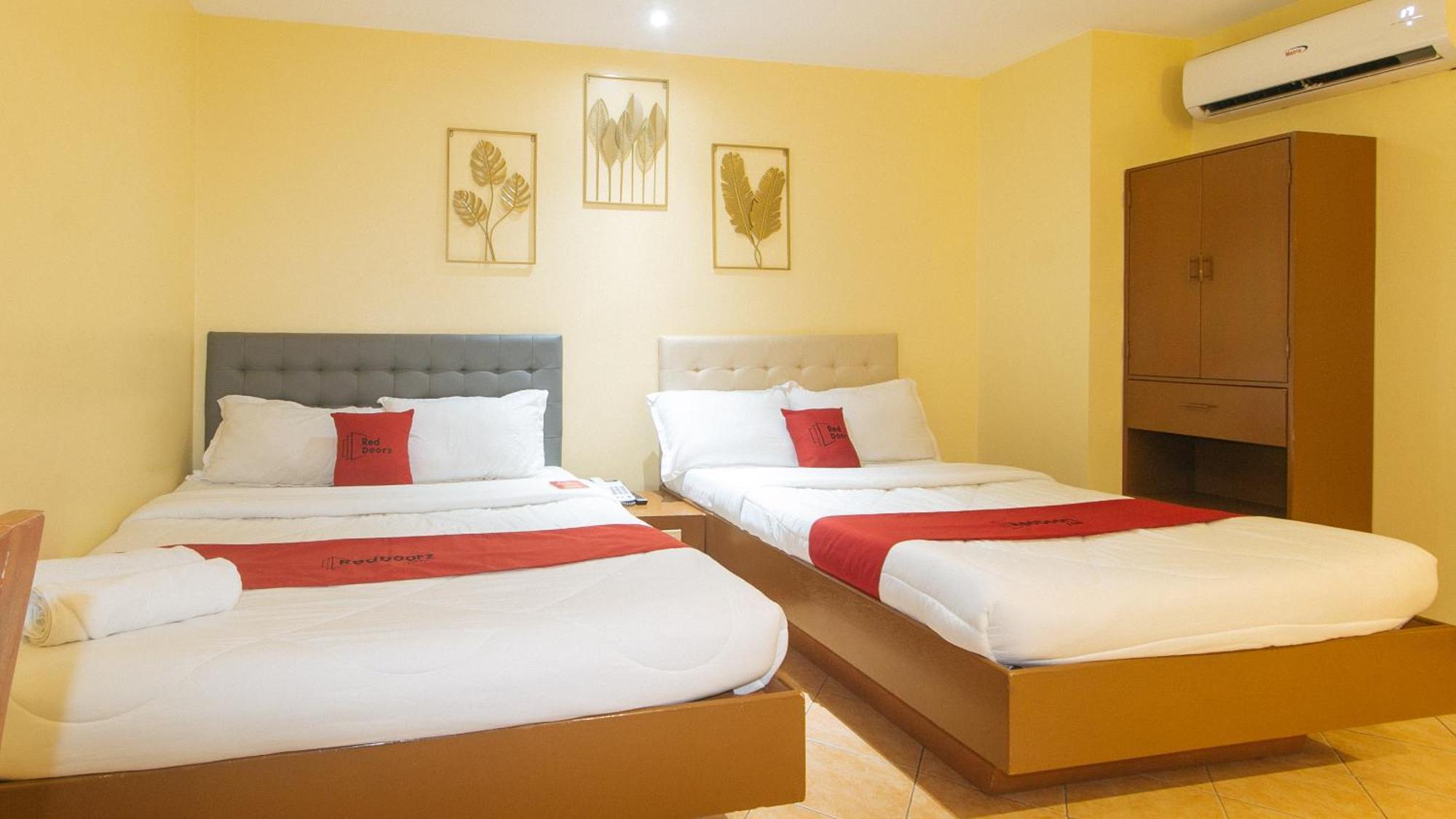 Reddoorz At Comfy Inn Ermita 马尼拉 外观 照片
